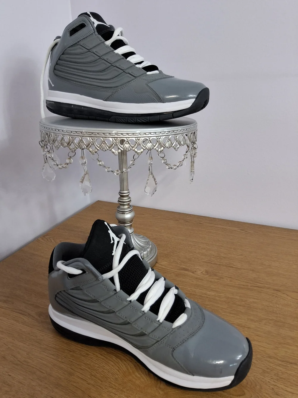 Nike Air Jordans 467893-002 Gray and Black Men's High-Top Sneakers Size 8